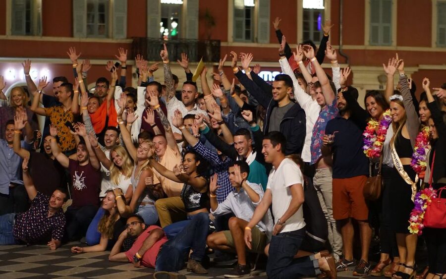Nice: 4 Bar, 1 Club Riviera Bar Crawl Party with Free Shots - Should you book the Riviera Bar Crawl?