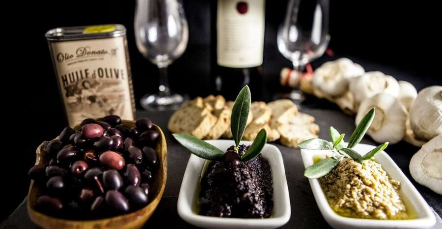 Nice: City Foods Guided Walking Tour - Socca and pissaladière: Nice’s essential savory bites