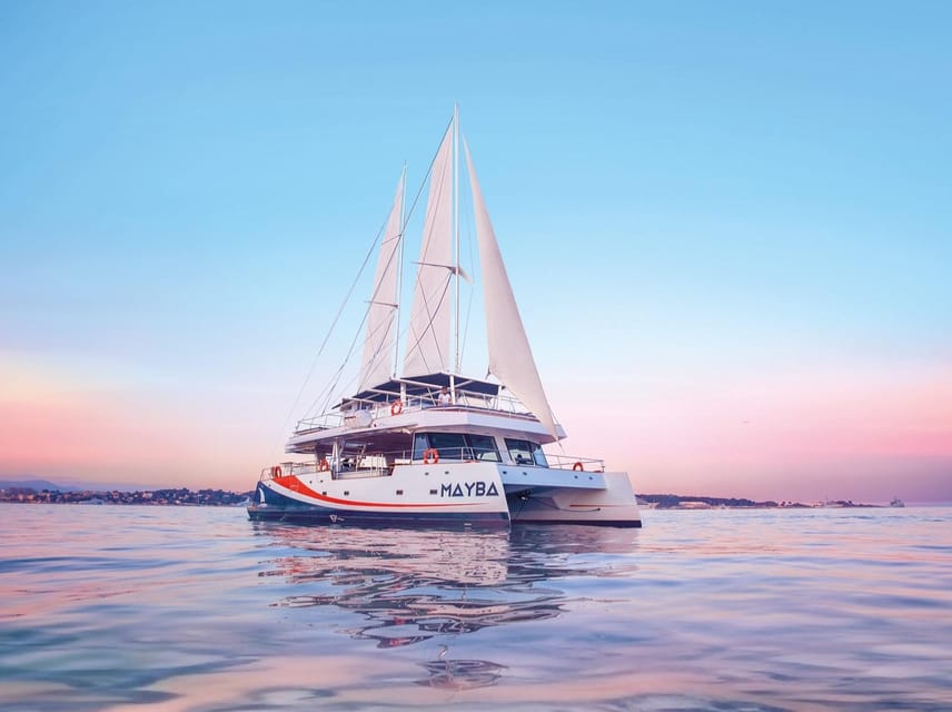 Nice : Dinner at Sea on a Maxi Catamaran - Villefranche, Cap Ferrat - Sailing toward Villefranche or Cap Ferrat