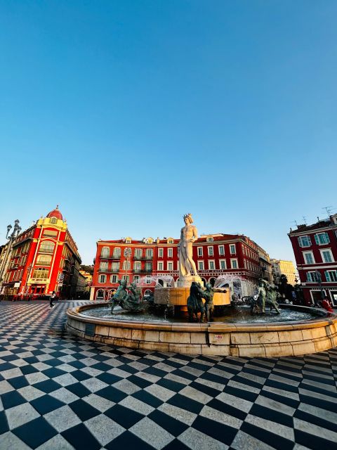 Nice: Guided Walking Tour in English - Palace stories, the Palace of Justice, and local drama
