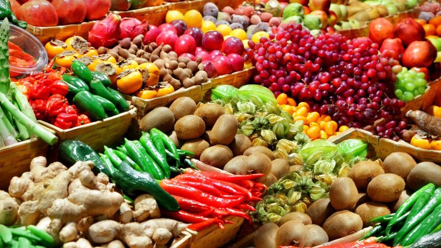 Nice: Old Town Food Walking Tour - The olive and oil tasting sets the tone