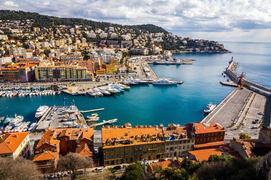 Nice: Old Town Treasures Walking Tour - From the seafront through the old Italian gateway
