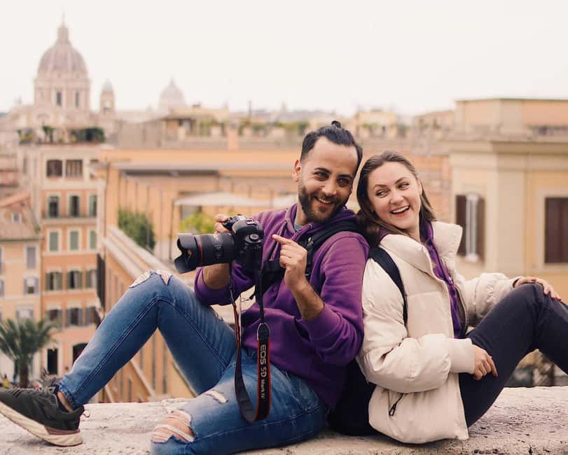 Nice: Private Professional Photoshoot in Old Nice - Cathédrale Sainte-Réparate and Old Nice details