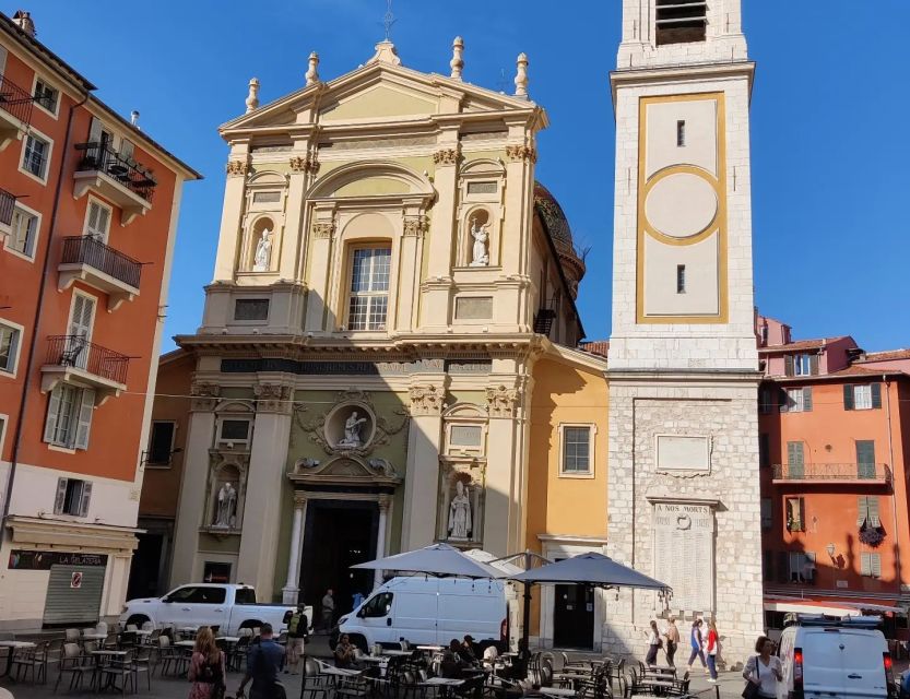 Nice: Sightseeing Walking Tour with certified tour guide - Cours Saleya, where sightseeing meets daily life