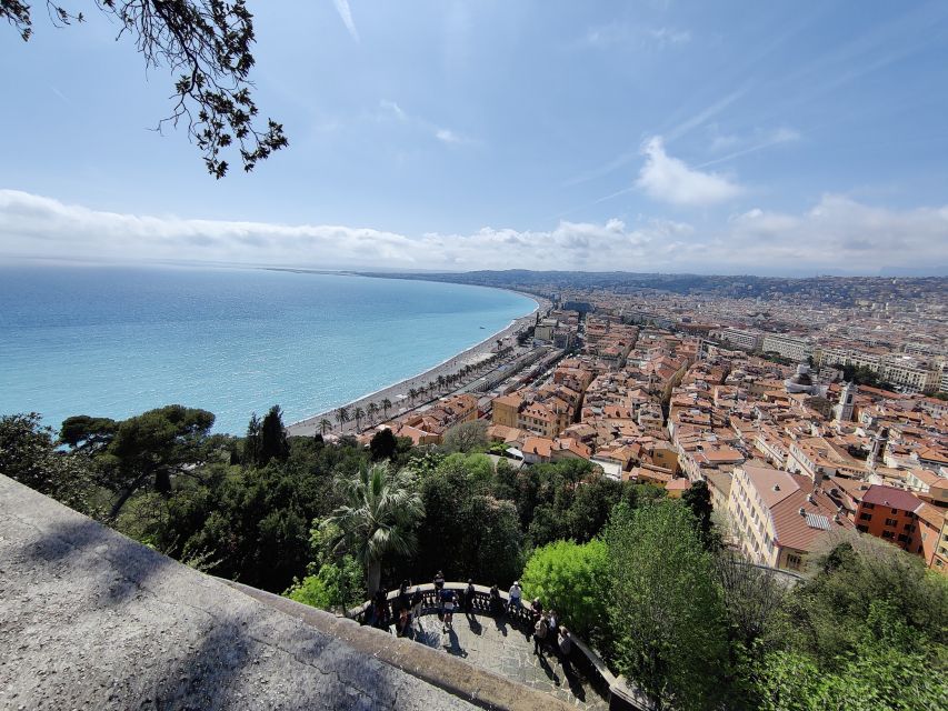 Nice: Sightseeing Walking Tour with certified tour guide - Saint-Jacques-le-Majeur and smaller details