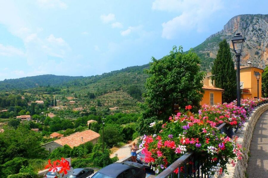 Nice: The Gorges du Verdon and Ste Croix Lake Full-Day Tour - Lavender fields and the right season