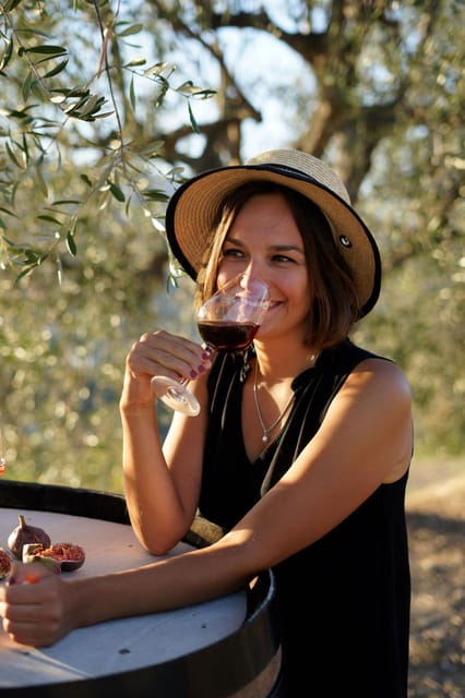 Nice: Vineyard Tour with Wine Tasting - The 30-minute tasting: red, white, and rosé