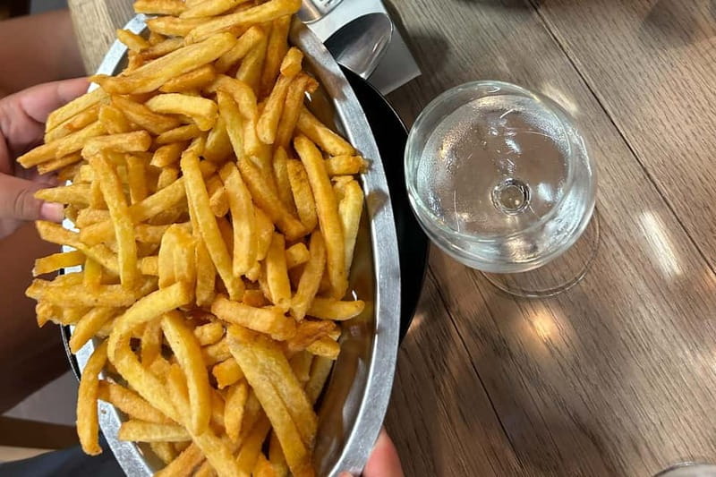 No Diet Club : Bordeaux Food Tour in Bordeaux center ! - Timing, language, and booking details
