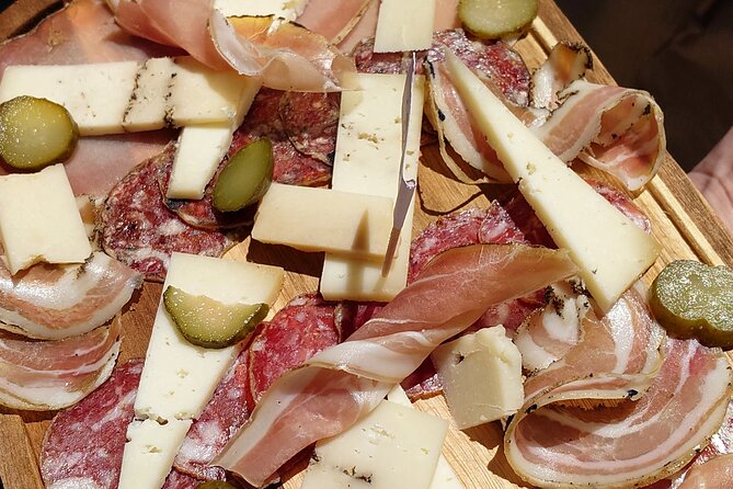 NO DIET CLUB - Unique local food tour in Ajaccio (English/French) - Group size, pace and language