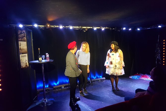 Oh My God She's Parisian! English Comedy Show in Paris - Arriving, collecting tickets, and choosing a seat