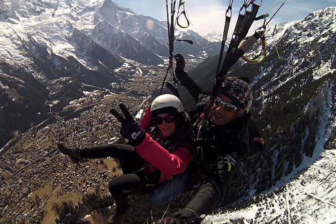 paragliding discovery flight - Enjoying 20 to 30 minutes above the valley