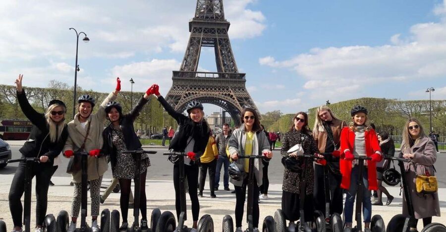 Paris: 1.5-Hour Private Segway Tour - Starting at Avenue Bourdonnais near the Eiffel Tower