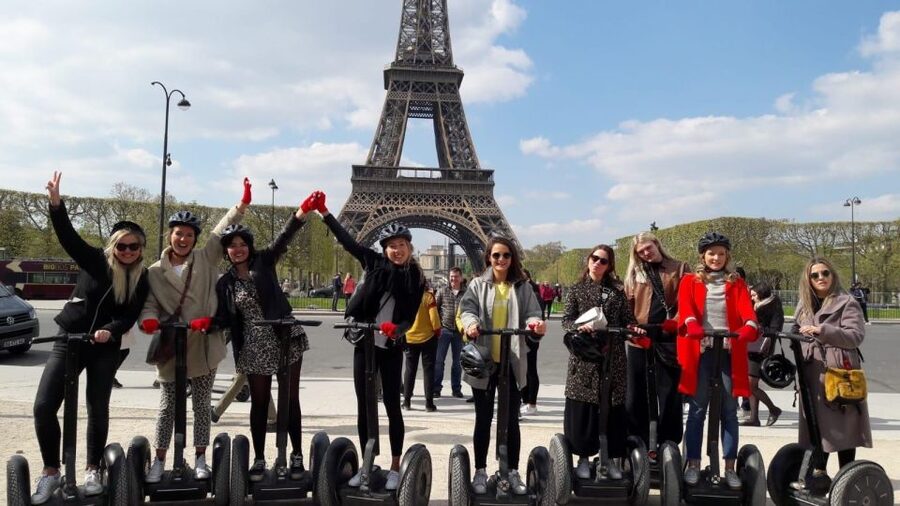 Paris: 1.5-Hour Private Segway Tour - A ten-minute pause beside the Seine