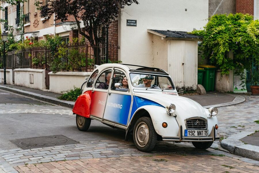 Paris: 1-Hour Vintage Citroen 2CV Tour - Comfort, weather, and practical limits