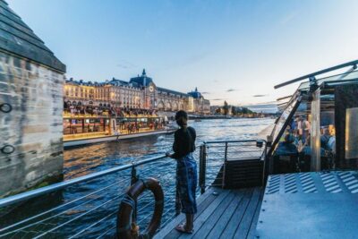 3-Course-Dinner Cruise on the Seine with live music