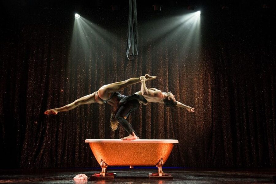 Paris: 3-Course Dinner & Show at Paradis Latin Cabaret - Wine, Champagne, and what the price includes