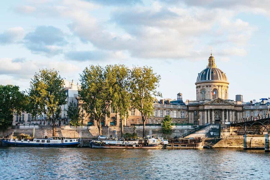 Paris : 3-Course Gourmet Dinner Cruise on Seine River - Paris from the Seine, with dinner in motion