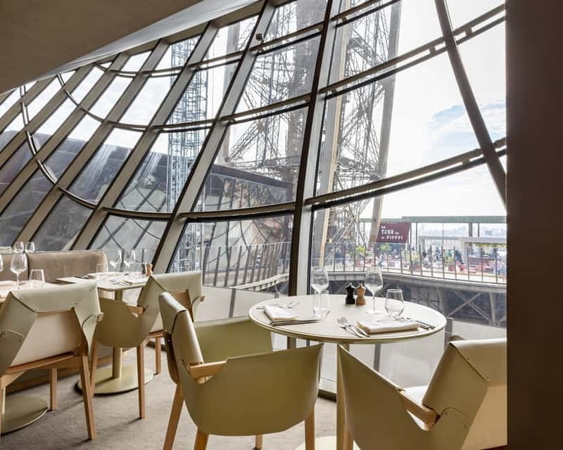 Paris: 3-Course Lunch at Eiffel Tower's Madame Brasserie - Drinks and service during the Madame Menu