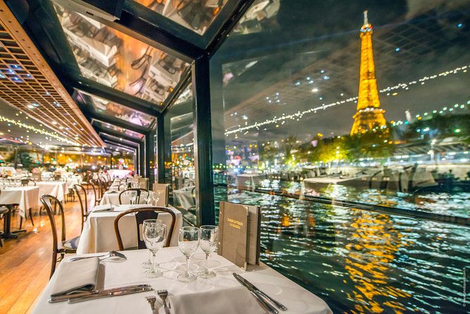Paris 3-Courses Gourmet Dinner Seine River Cruise with Champagne - Paris by boat, with dinner in front of you