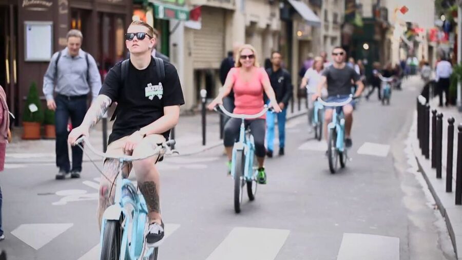 Paris 4-Hour Bike Tour: Off the Beaten Path - Why a bike works so well in central Paris