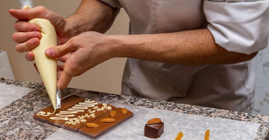 Paris: 45-minute Chocolate Making Workshop at Choco-Story - The 45-minute workshop: decorating, dipping, and shaping