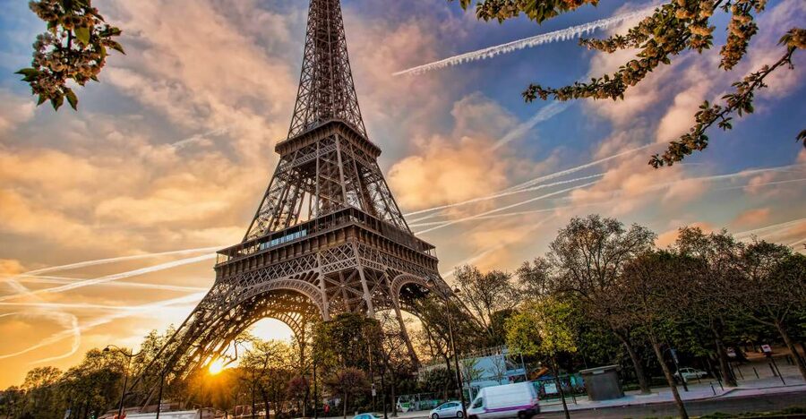 Paris: Access Eiffel Tower Summit or Second Level - What this Eiffel Tower experience actually includes
