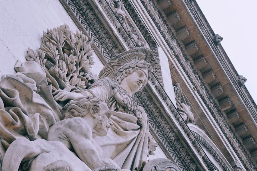 Paris: Arc de Triomphe Entry with Seine Cruise - Why this pairing works in Paris