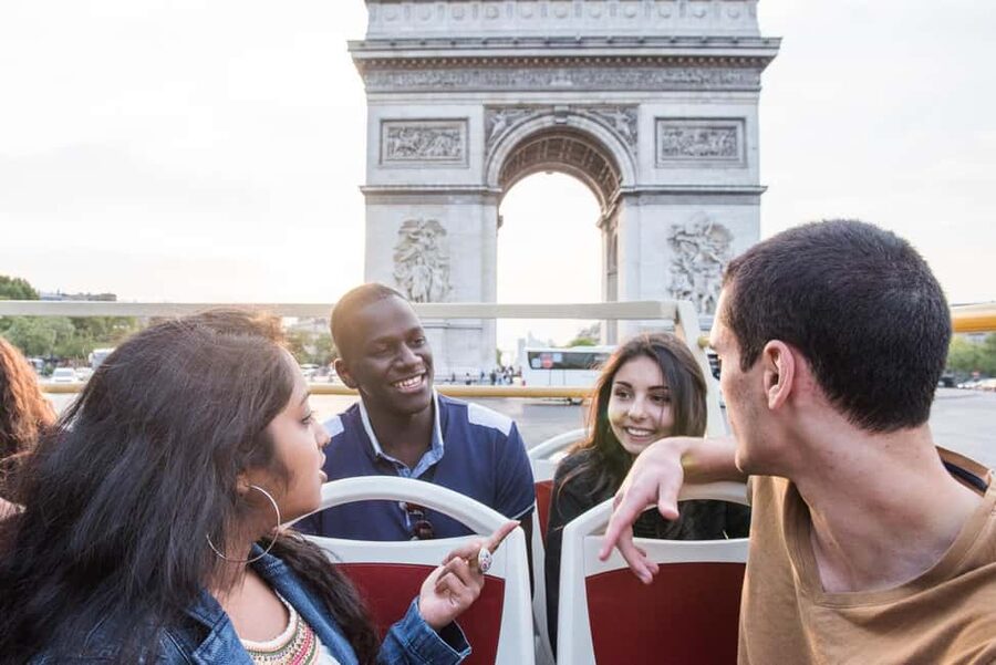 Paris: Arc de Triomphe Ticket & Big Bus Hop-on Hop-off Tour - The Louvre and the Seine-side stops