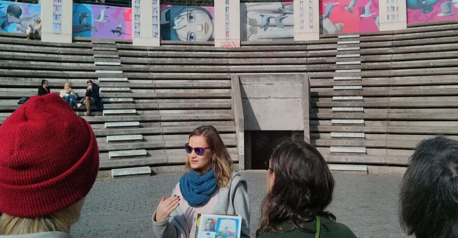 Paris: Belleville Street Art Tour with an Artist - Artists, associations, and the neighborhood story