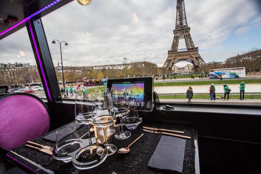 Paris: Bus Toqué Tour with 5-Course Dinner and Champagne - What happens after the 8:30 PM departure