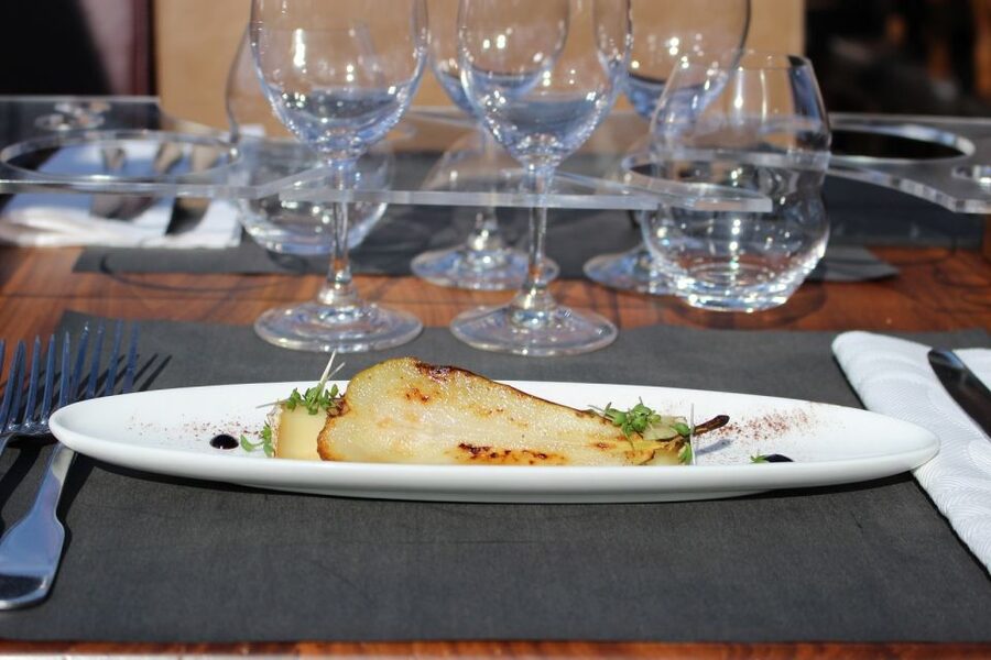Paris: Bustronome Gourmet Dinner Tour - The Eiffel Tower moment