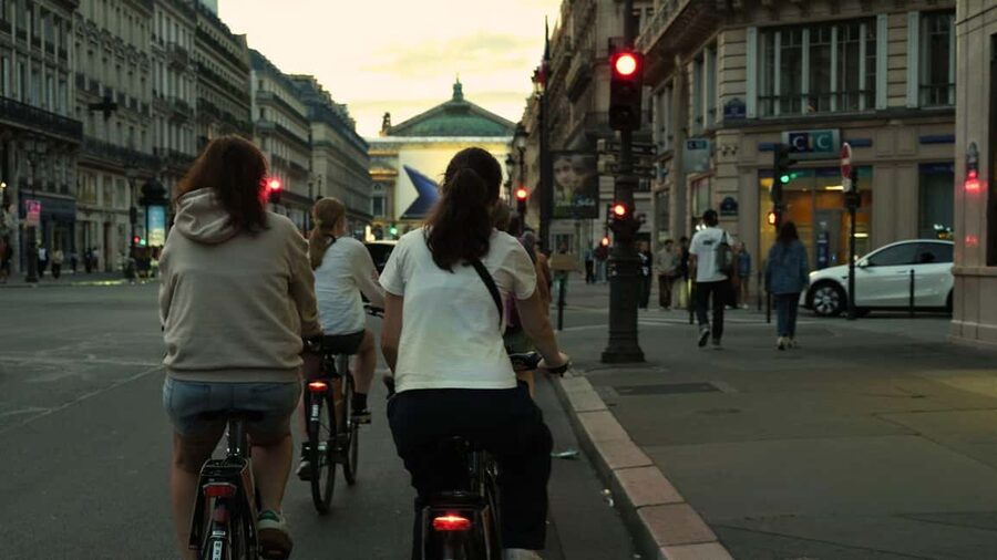 Paris By Night: 3-Hour Guided Bike Tour - Starting near the Opéra and Parking Garage Meyerbeer