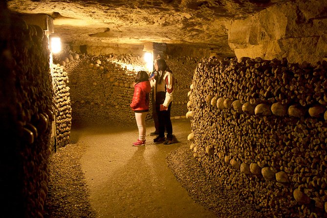 Paris Catacombs Tour - Meeting-point details deserve careful attention