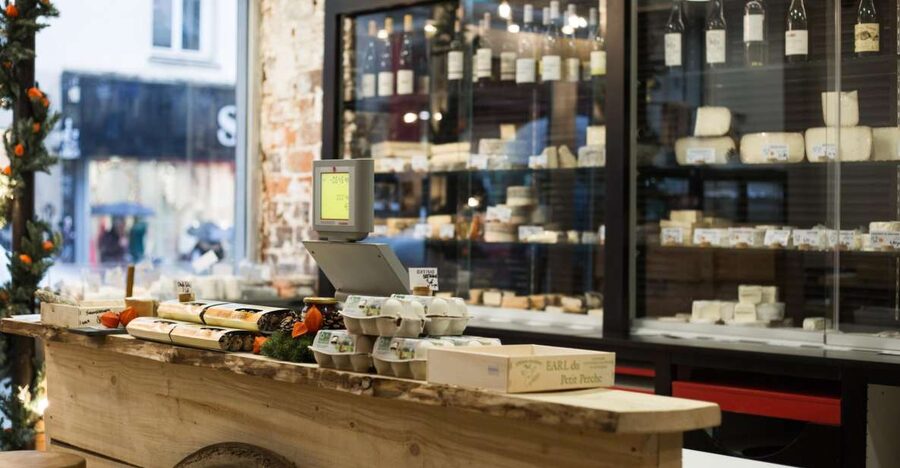 Paris: Cheese and Wine Class in a 17th Century Cellar - Entering the 17th century cheese cellar