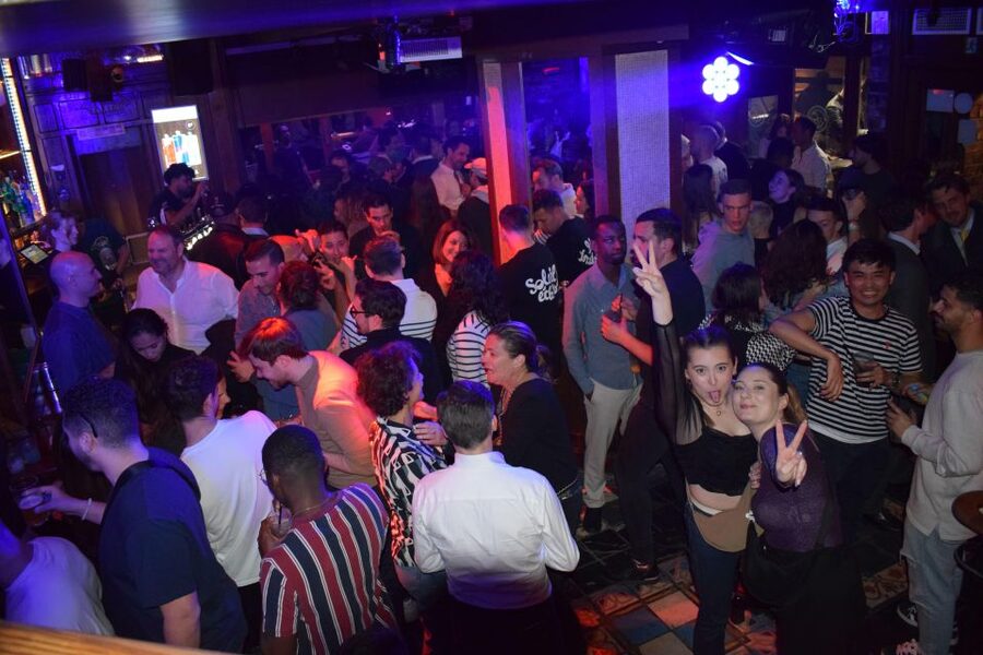 Paris: City Center Guided Pub Crawl with Shots & Club Entry - The guides are the main reason to choose this crawl
