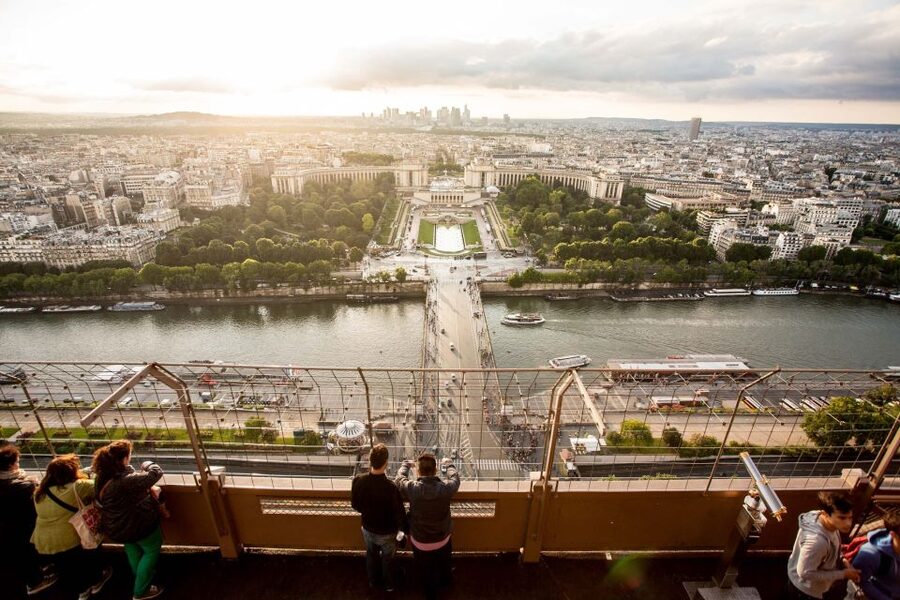 Paris: City Tour by Bus with Eiffel Tower & Optional Summit - FAQ