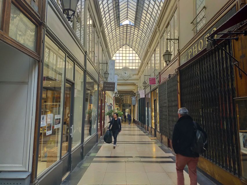 Paris: Covered Passages Walking Tour - Passage des Panoramas, the oldest stop