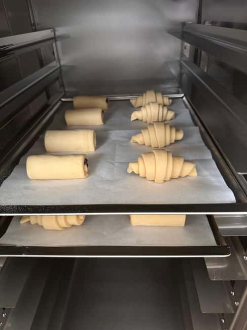 Paris: Croissant Baking Class with a Chef - Why this croissant class feels different