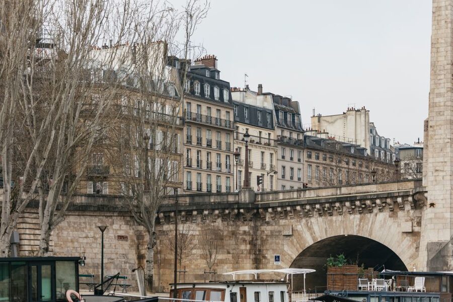Paris: Cruise on the Saint-Martin Canal and the Seine River - The short but beautiful Seine finale