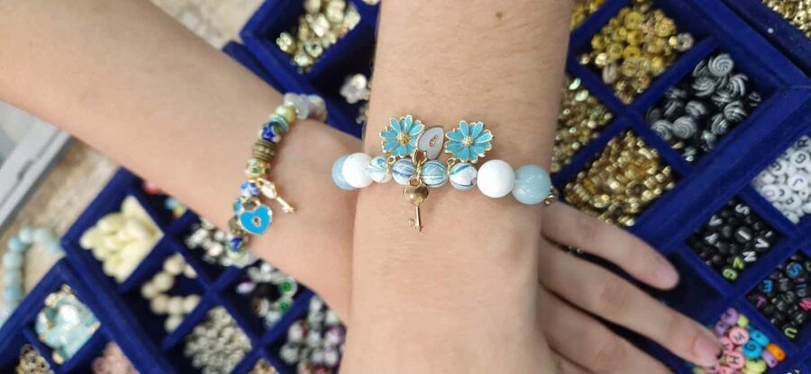 Paris: Custom Souvenir Bracelet Workshop - Key points to know before you book