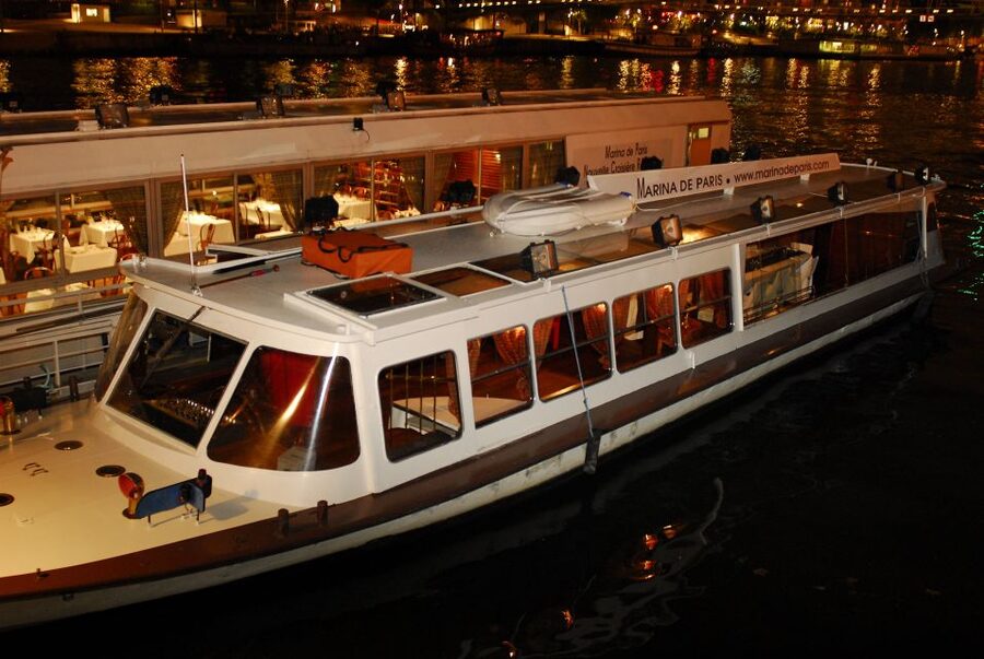 Paris: Dinner Cruise on the Seine and Eiffel Tower 2nd floor - Key points to know before booking