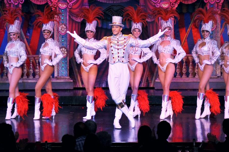 Paris: Dinner Show at the Moulin Rouge - The real value at $300 per person