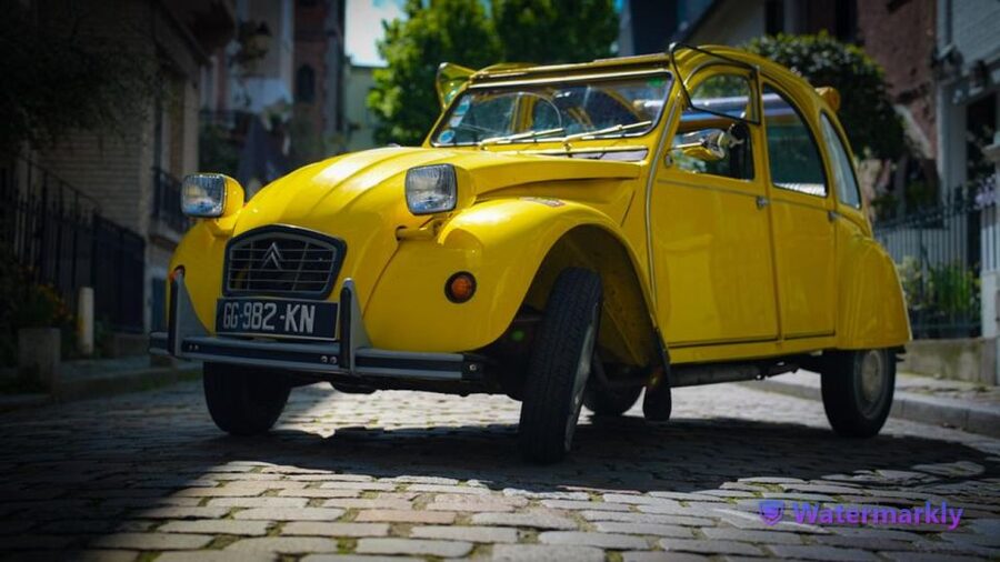 Paris: Discover Paris 2CV - Key points at a glance