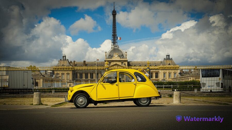 Paris: Discover Paris 2CV - Hotel pickup makes the start easy