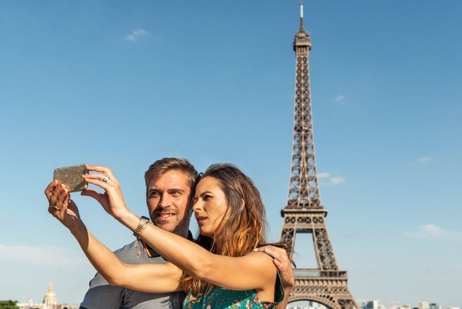 Paris: Eiffel Tower Access w/ Audioguide and Optional Cruise - How much time to allow for a 150-minute visit