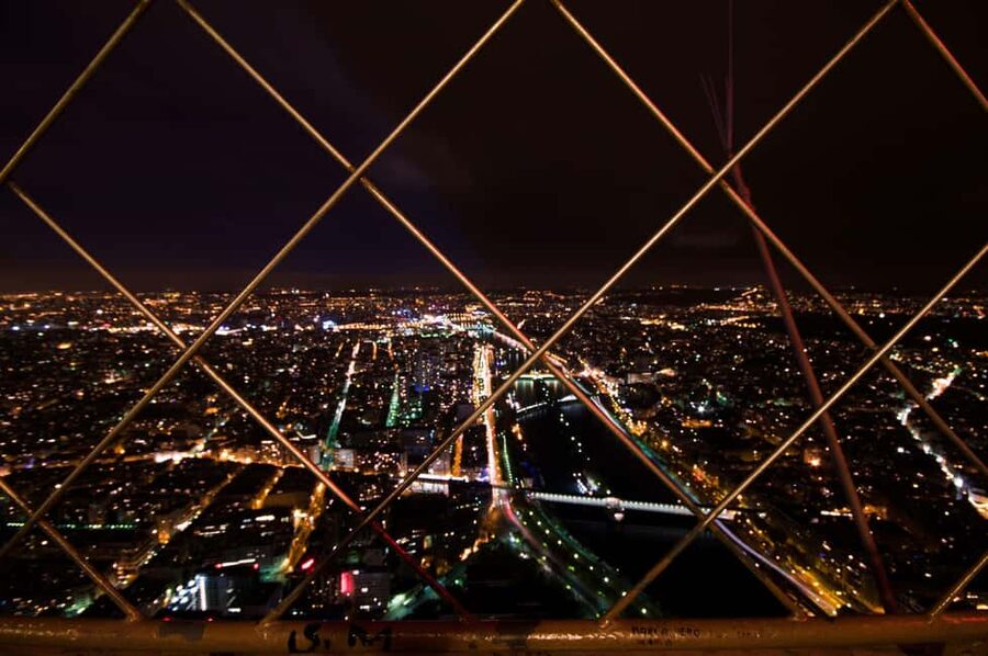 Paris: Eiffel Tower Guided Tour|Summit & second floor access - Practical tips for making the most of it