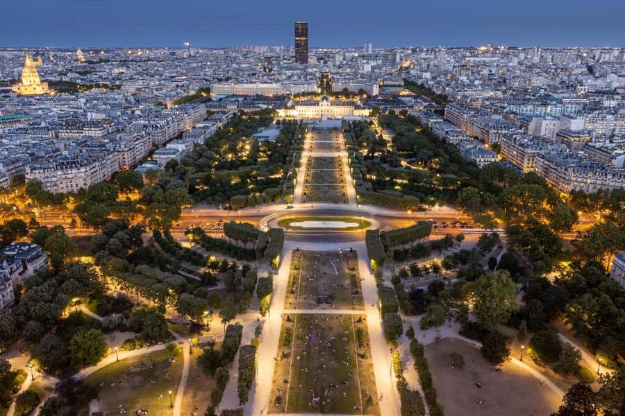 Paris: Eiffel Tower Guided Tour|Summit & second floor access - Starting below the tower with Gustave Eiffel