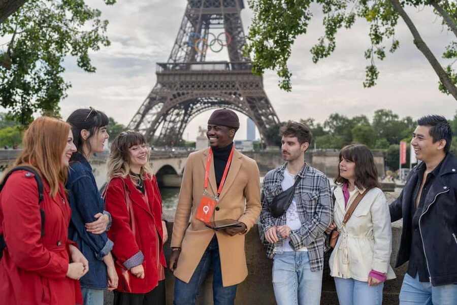 Paris: Eiffel Tower Guided Tour with Summit Access - Key points to know before booking