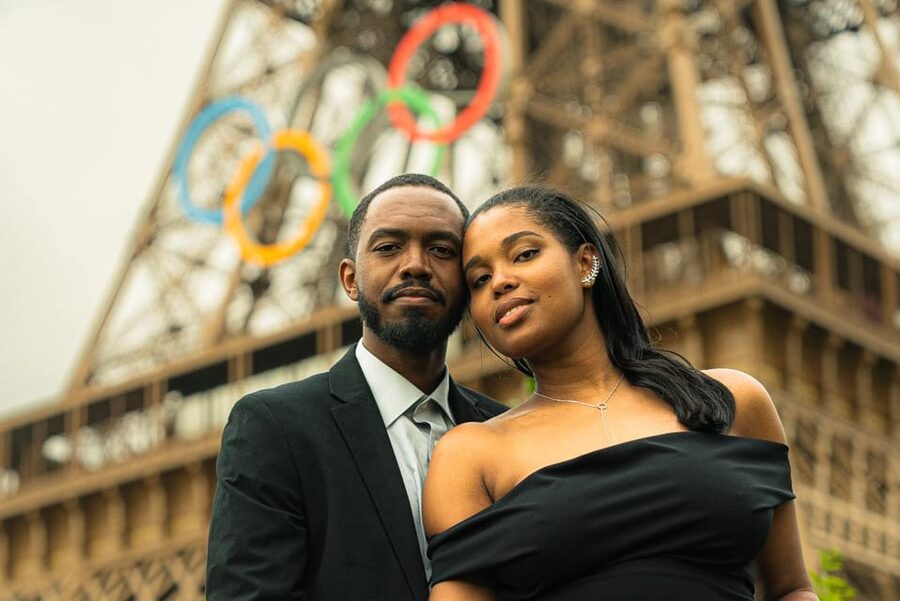 Paris: Eiffel Tower & Louvre Private Photoshoot - What this Paris photoshoot really offers