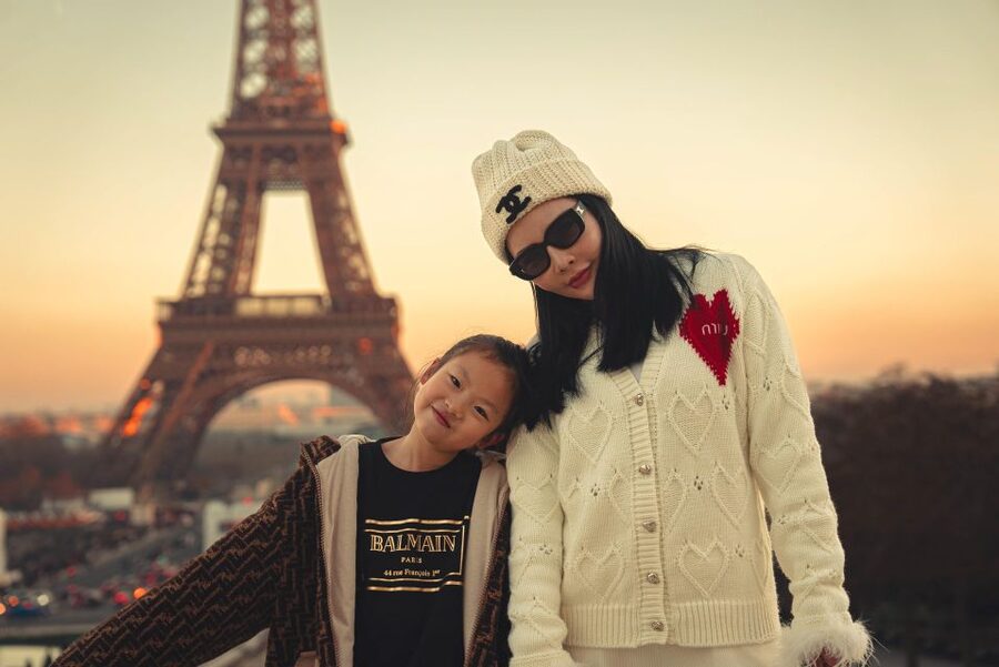 Paris: Eiffel Tower & Louvre Private Photoshoot - The Louvre Pyramid and Seine setting